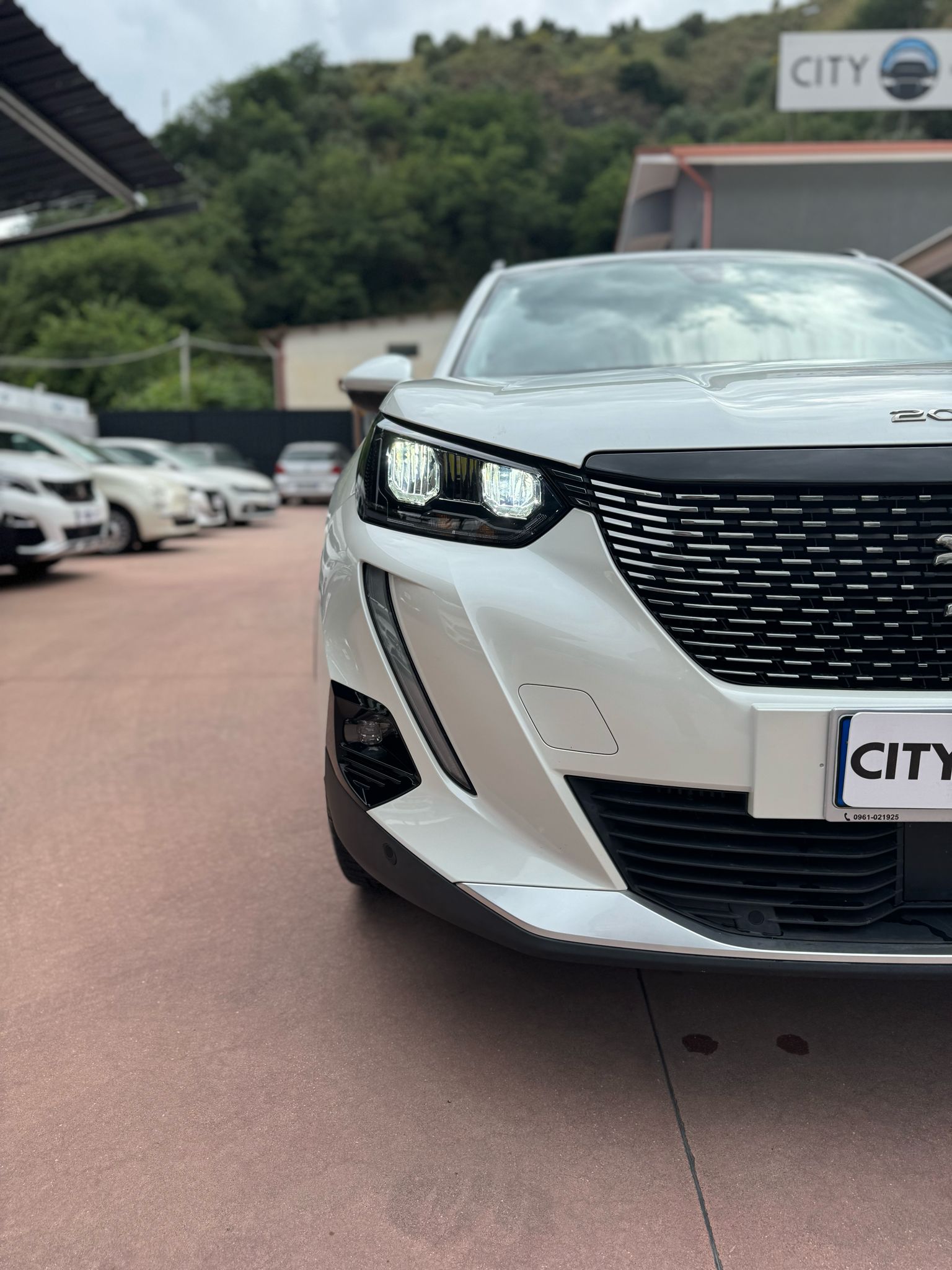 PEUGEOT 2008 1.2 PURETECH “ALLURE” 131 CV