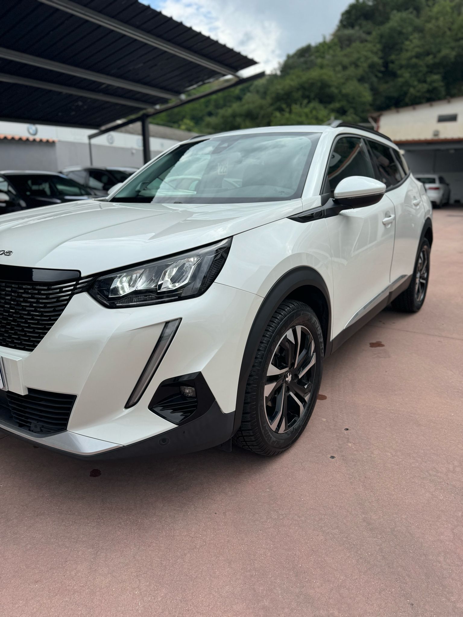 PEUGEOT 2008 1.2 PURETECH “ALLURE” 131 CV