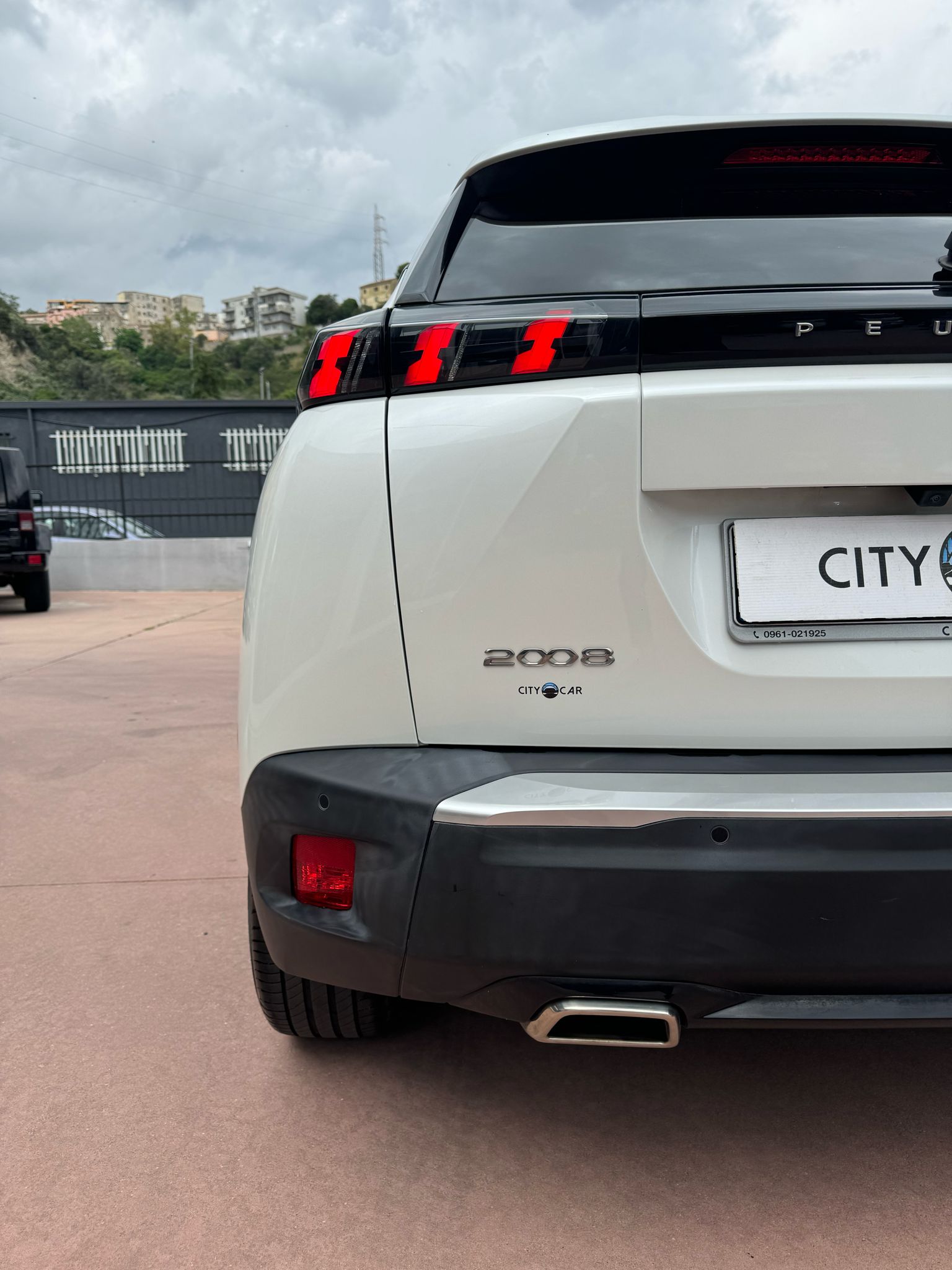 PEUGEOT 2008 1.2 PURETECH “ALLURE” 131 CV