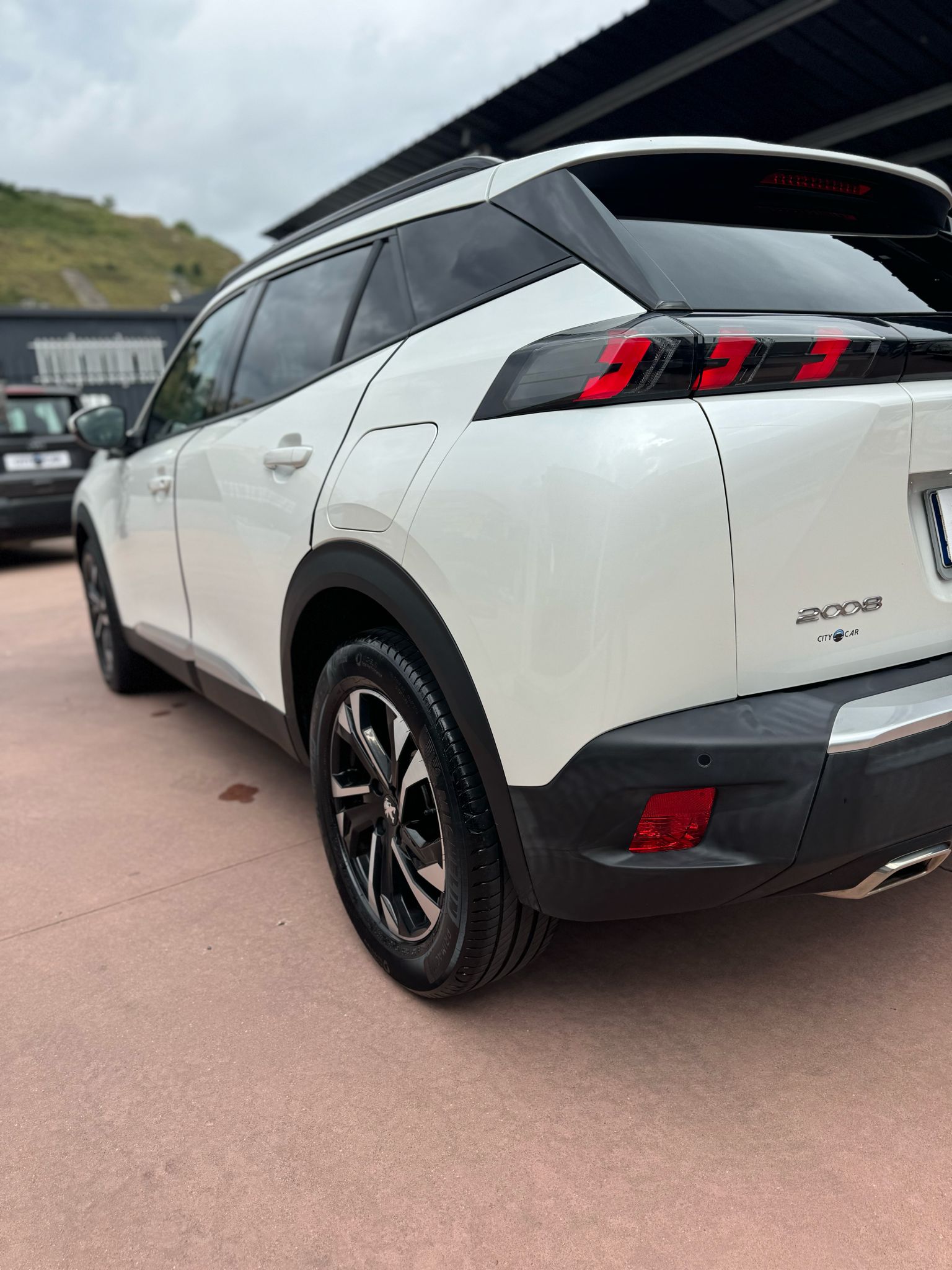 PEUGEOT 2008 1.2 PURETECH “ALLURE” 131 CV