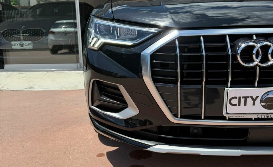AUDI Q3 35 TDI S-TRONIC “BUSINESS ADVANCED” 150 CV