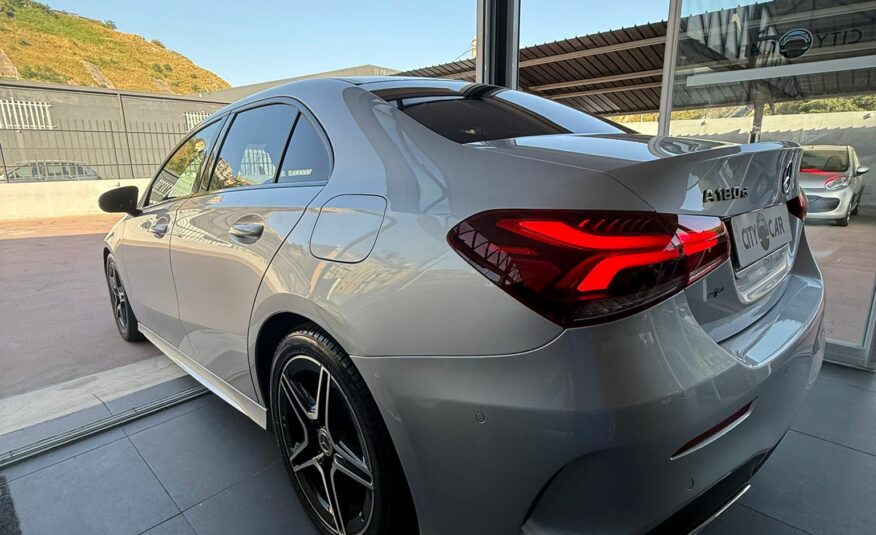 MERCEDES-BENZ A180d SEDAN AUTOMATIC PREMIUM 116 CV