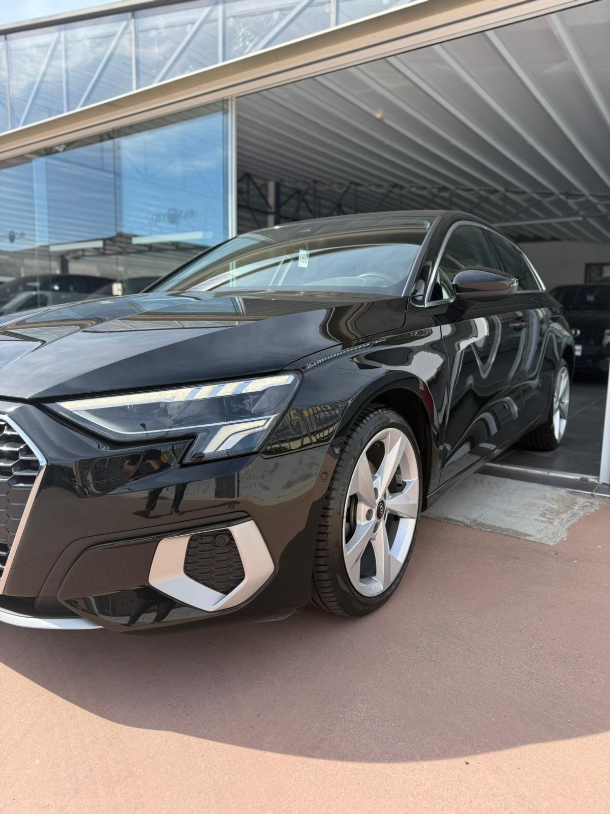 AUDI A3 35 TDI S-TRONIC “BUSINESS ADVANCED” 150 CV