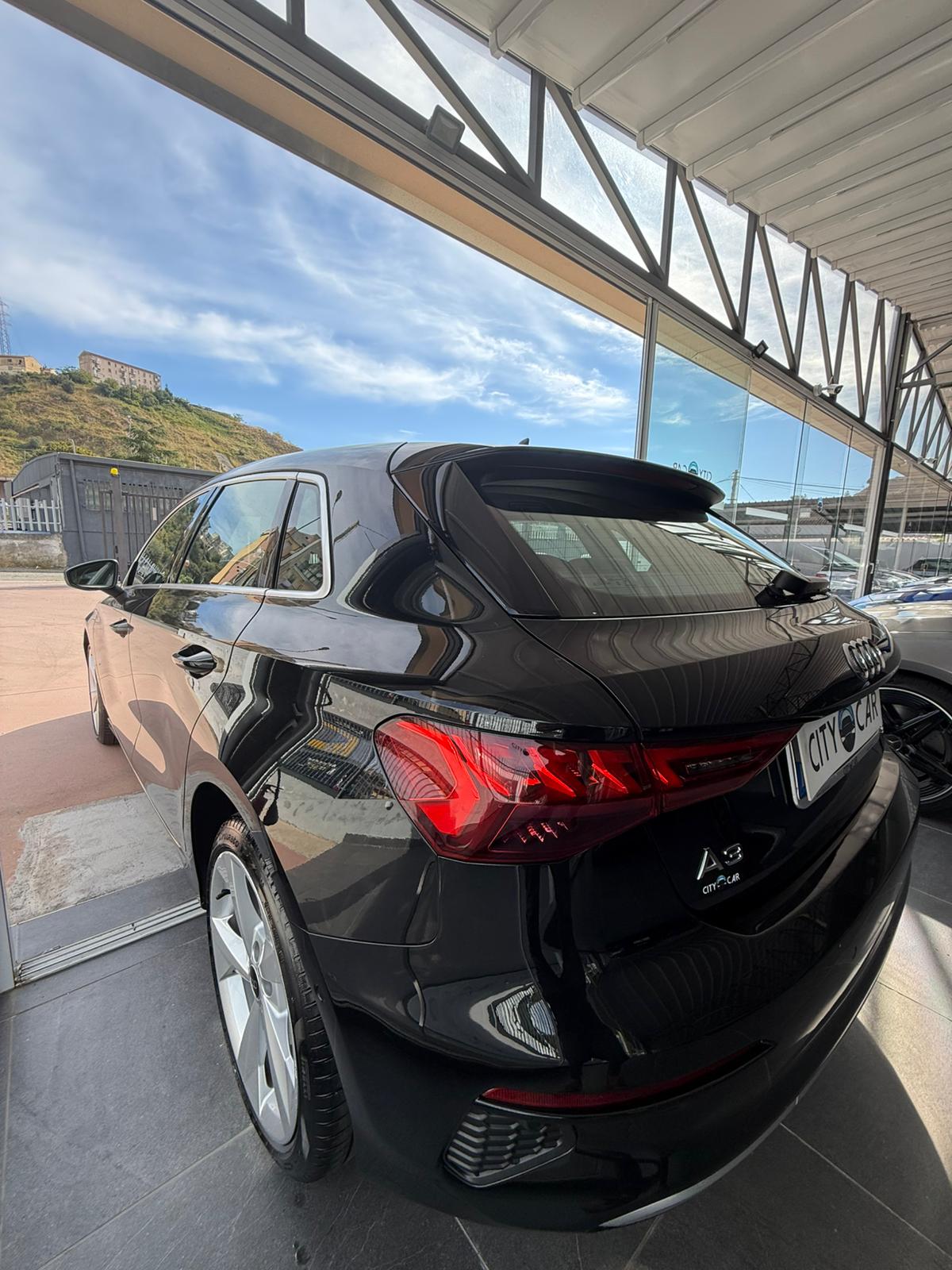 AUDI A3 35 TDI S-TRONIC “BUSINESS ADVANCED” 150 CV