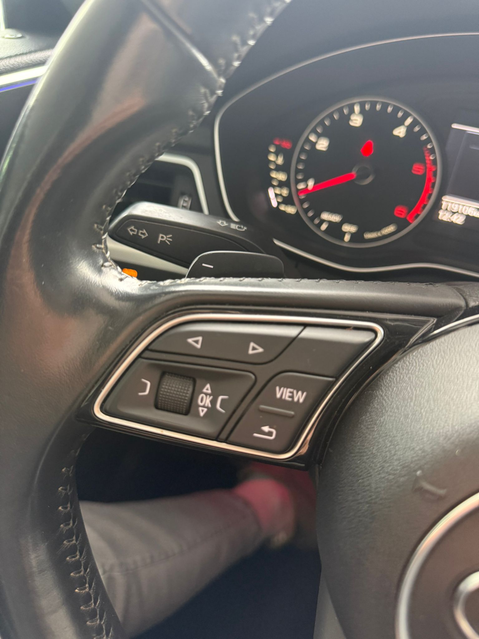 AUDI A5 2.0 TDI S-TRONIC “BUSINESS ADVANCED” 190 CV