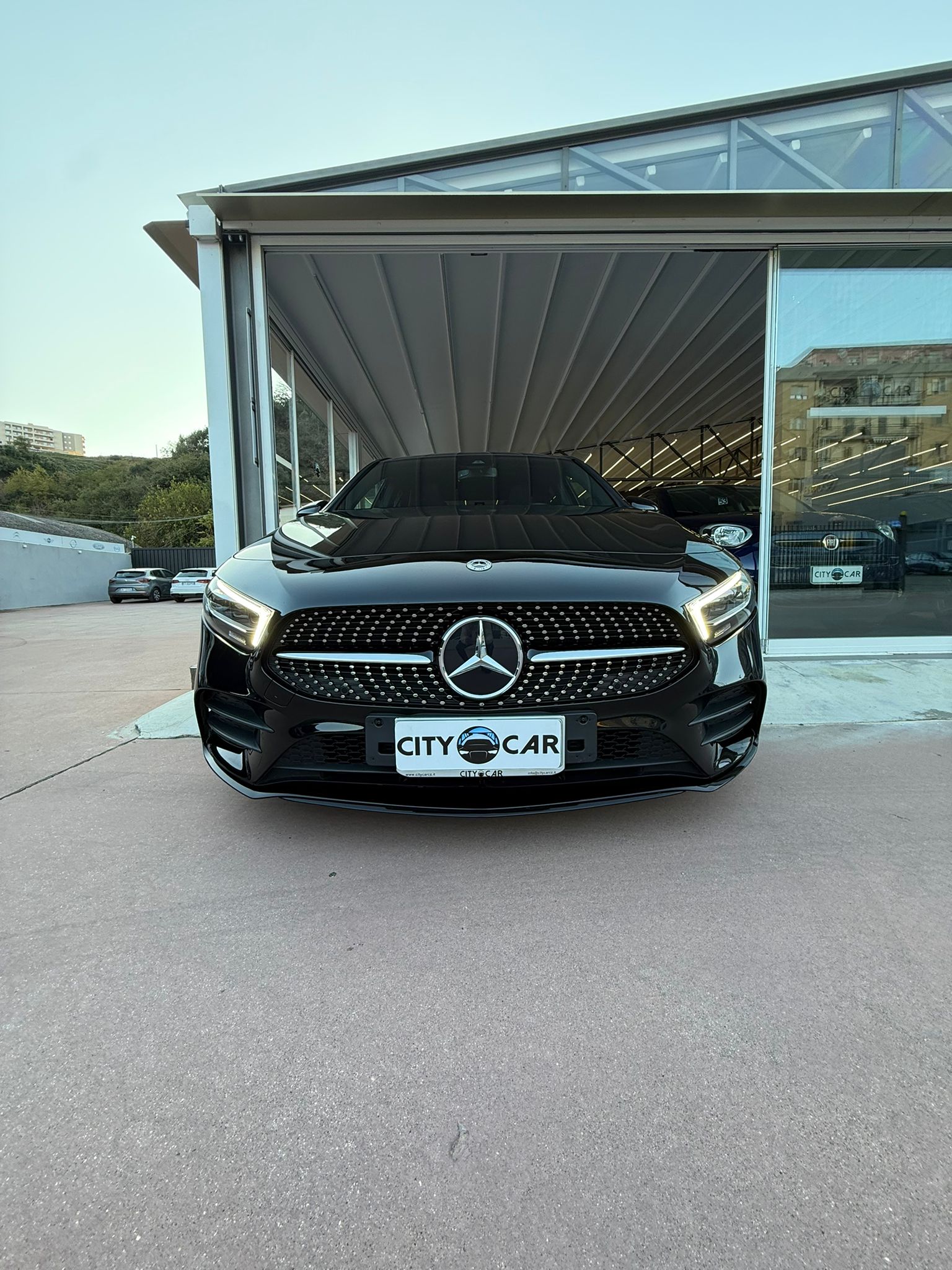 MERCEDES-BENZ A200d “PREMIUM” 150 CV