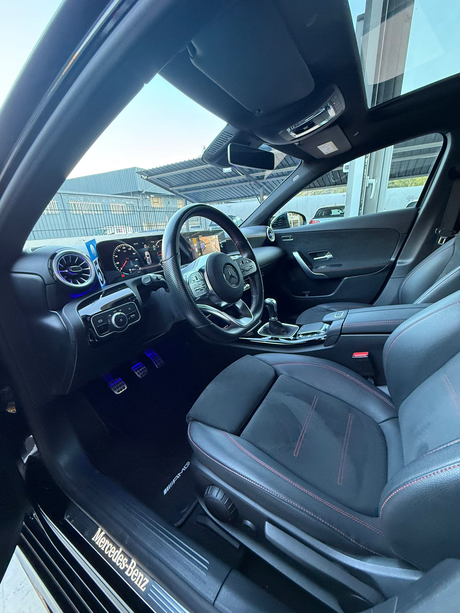 MERCEDES-BENZ A200d “PREMIUM” 150 CV