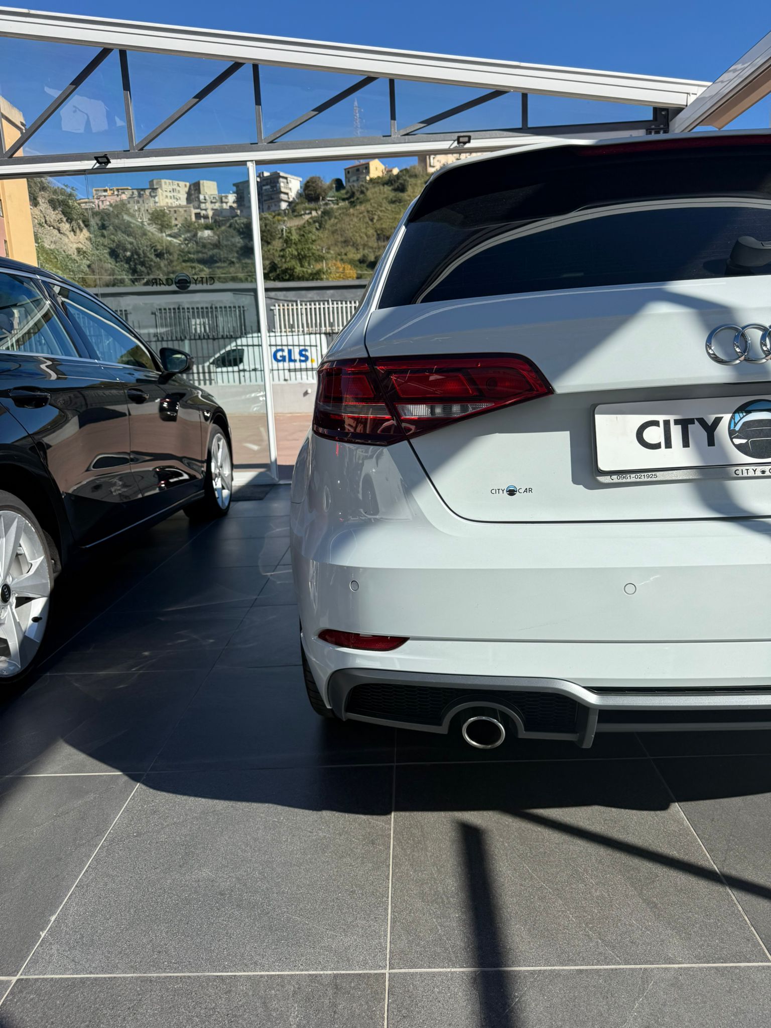 AUDI A3 1.6 TDI S-TRONIC S-LINE 116 CV