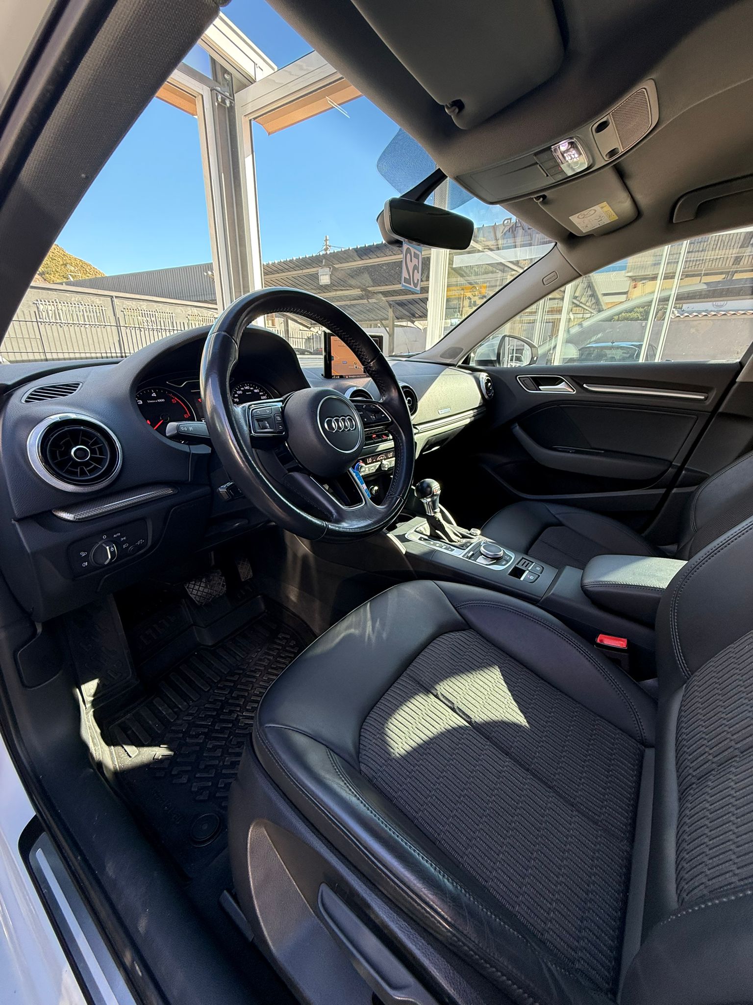 AUDI A3 1.6 TDI S-TRONIC S-LINE 116 CV