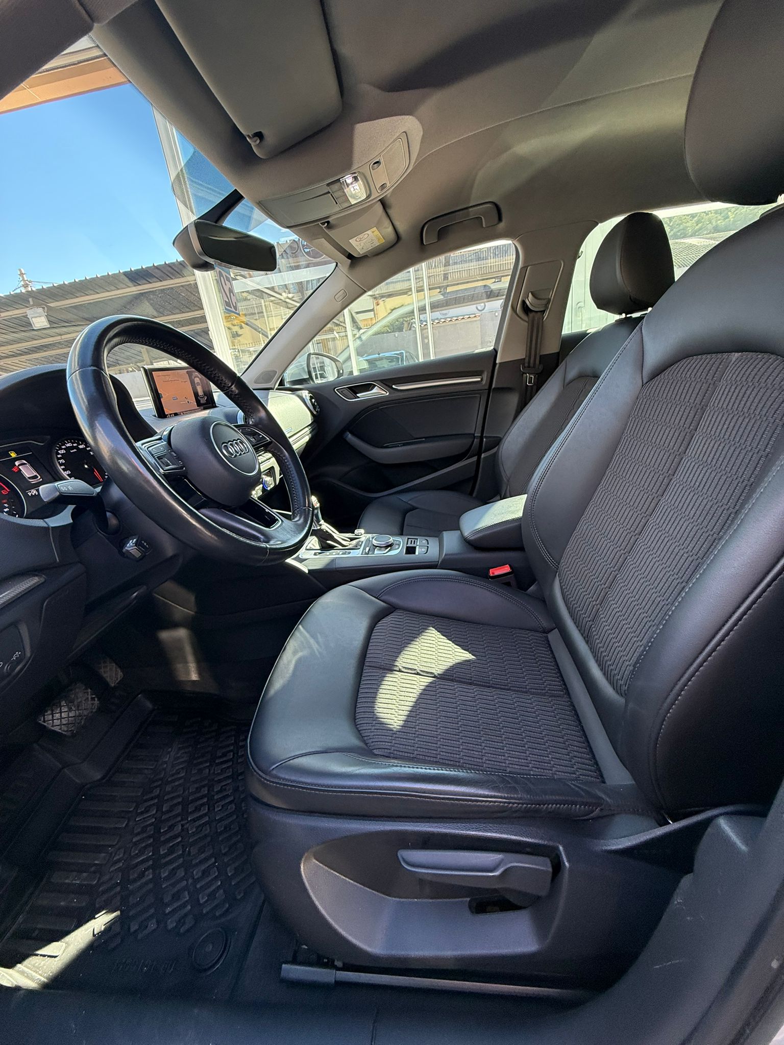 AUDI A3 1.6 TDI S-TRONIC S-LINE 116 CV