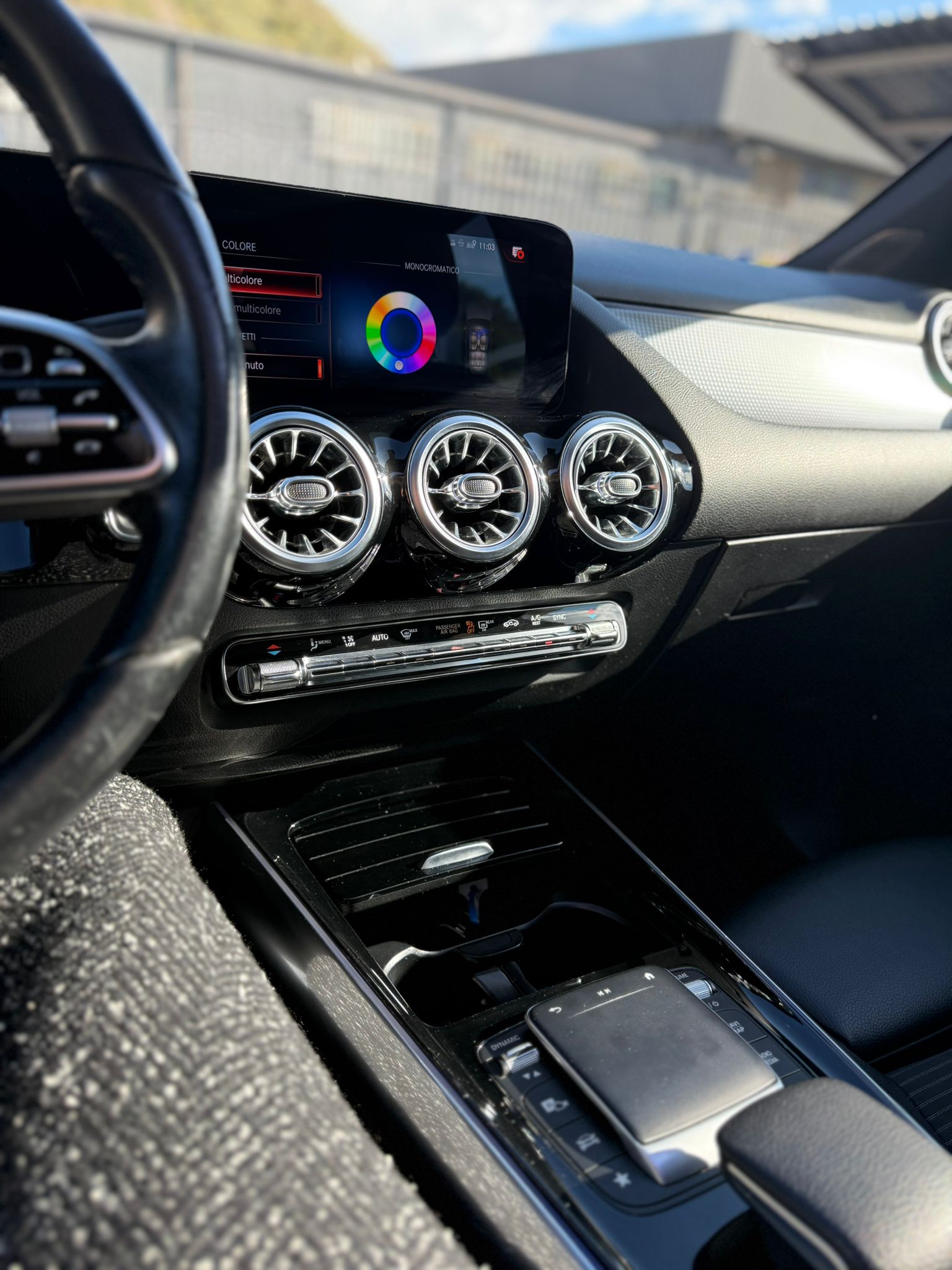 MERCEDES-BENZ GLA 200d AUTOMATIC “SPORT” 150 CV