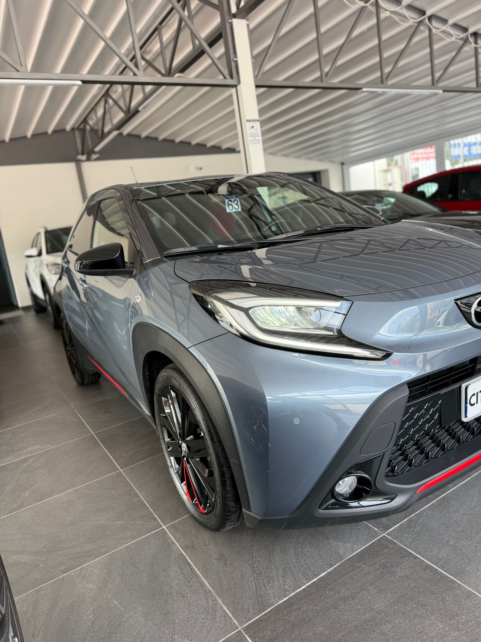 TOYOTA AYGO 1.0 VVT-i “UNDERCOVER” 72 CV