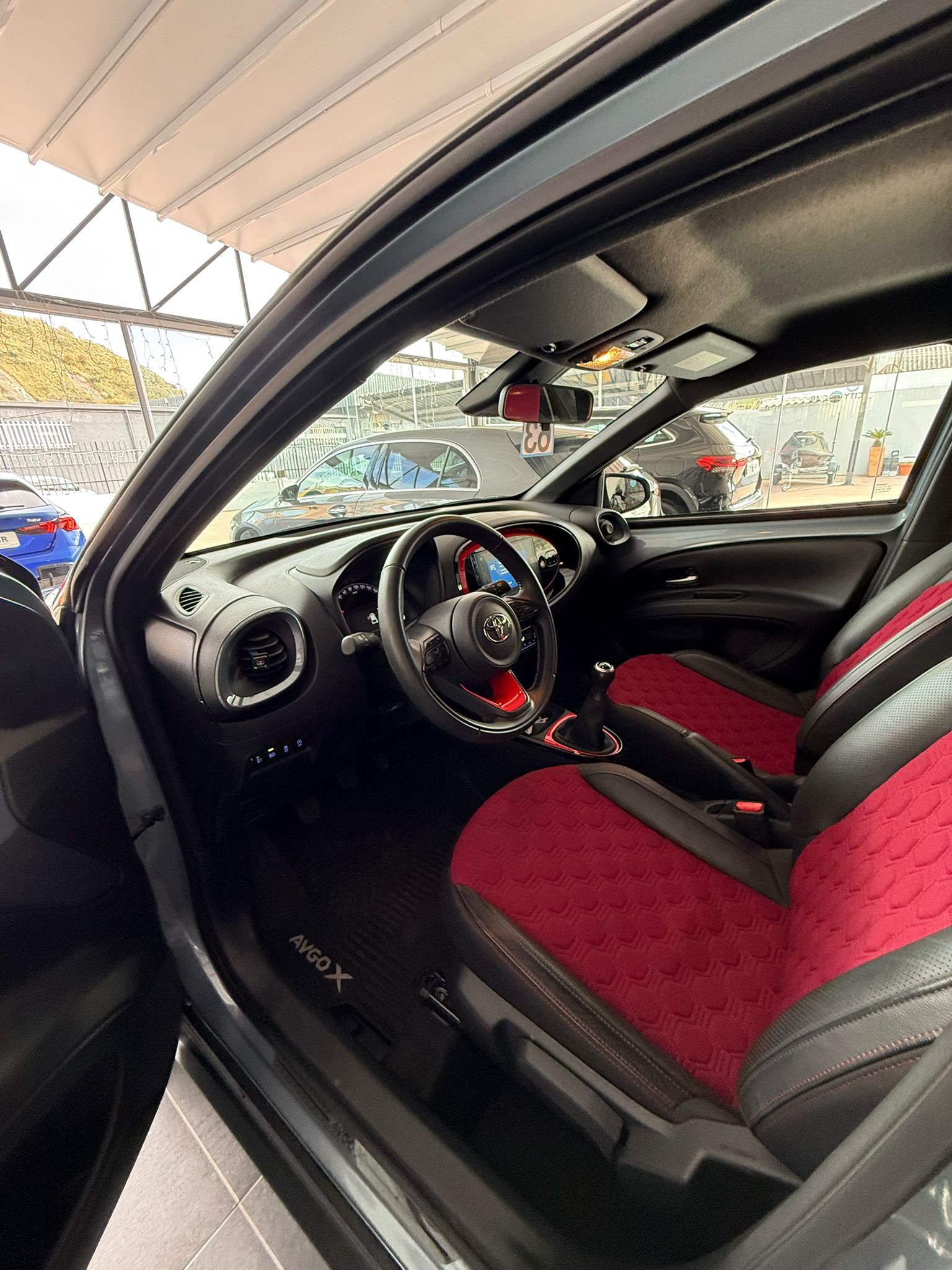 TOYOTA AYGO 1.0 VVT-i “UNDERCOVER” 72 CV