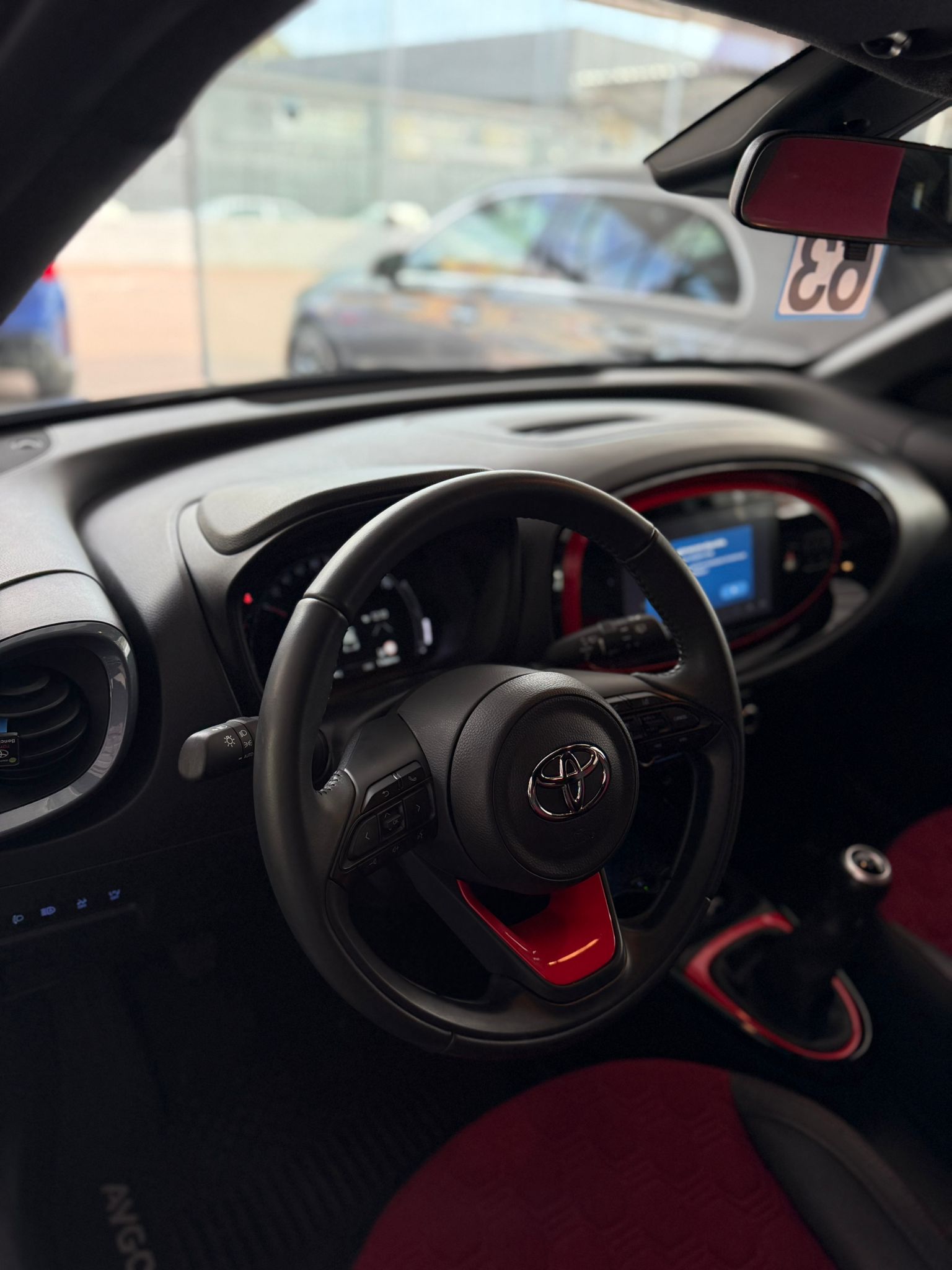 TOYOTA AYGO 1.0 VVT-i “UNDERCOVER” 72 CV