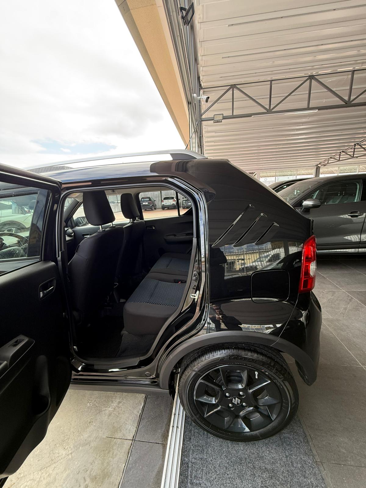 SUZUKI IGNIS 1.2 HYBRID “TOP” 83 CV