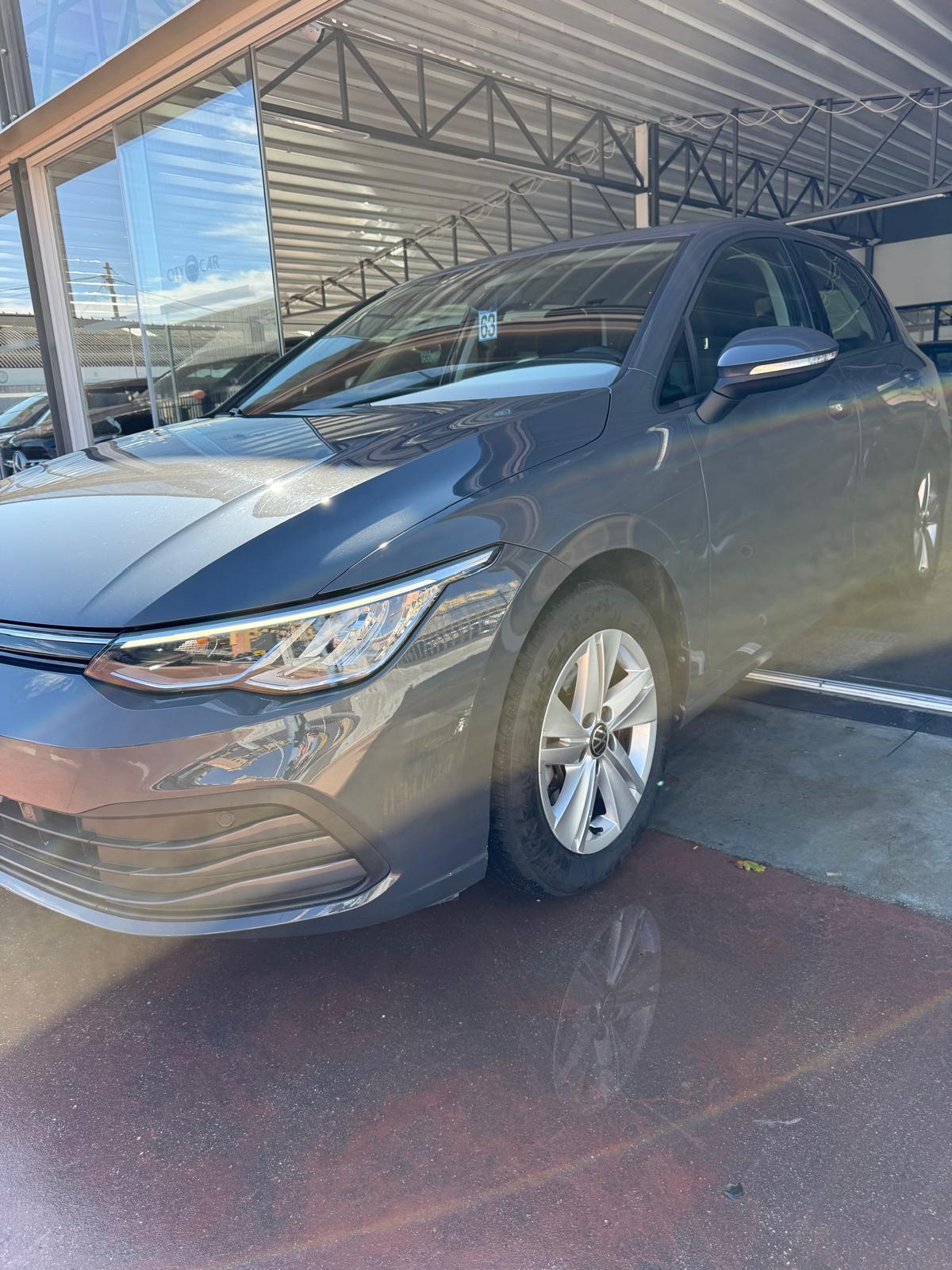 VOLKSWAGEN GOLF 1.5 eTSI DSG “LIFE” 150 CV