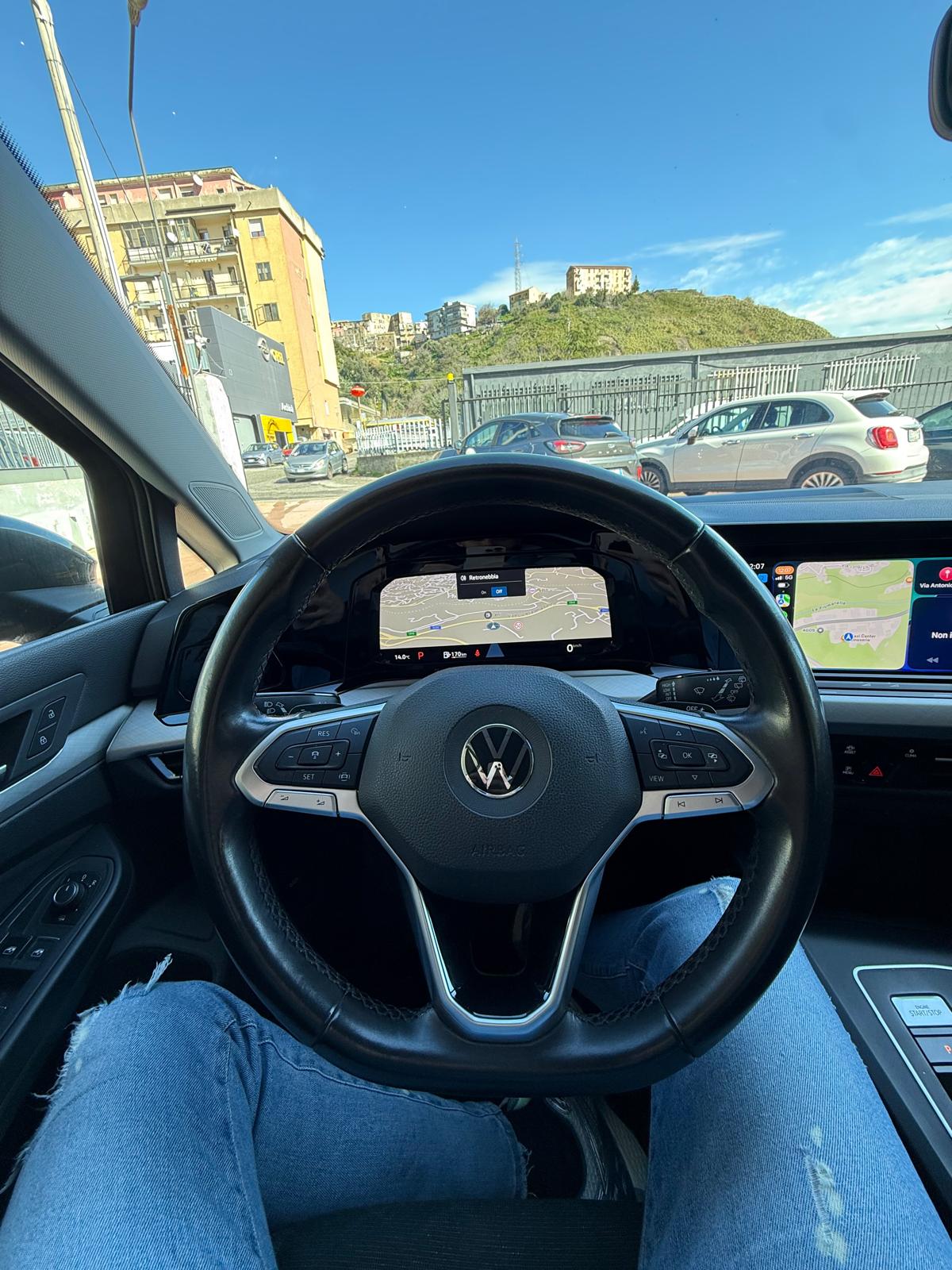 VOLKSWAGEN GOLF 1.5 eTSI DSG “LIFE” 150 CV