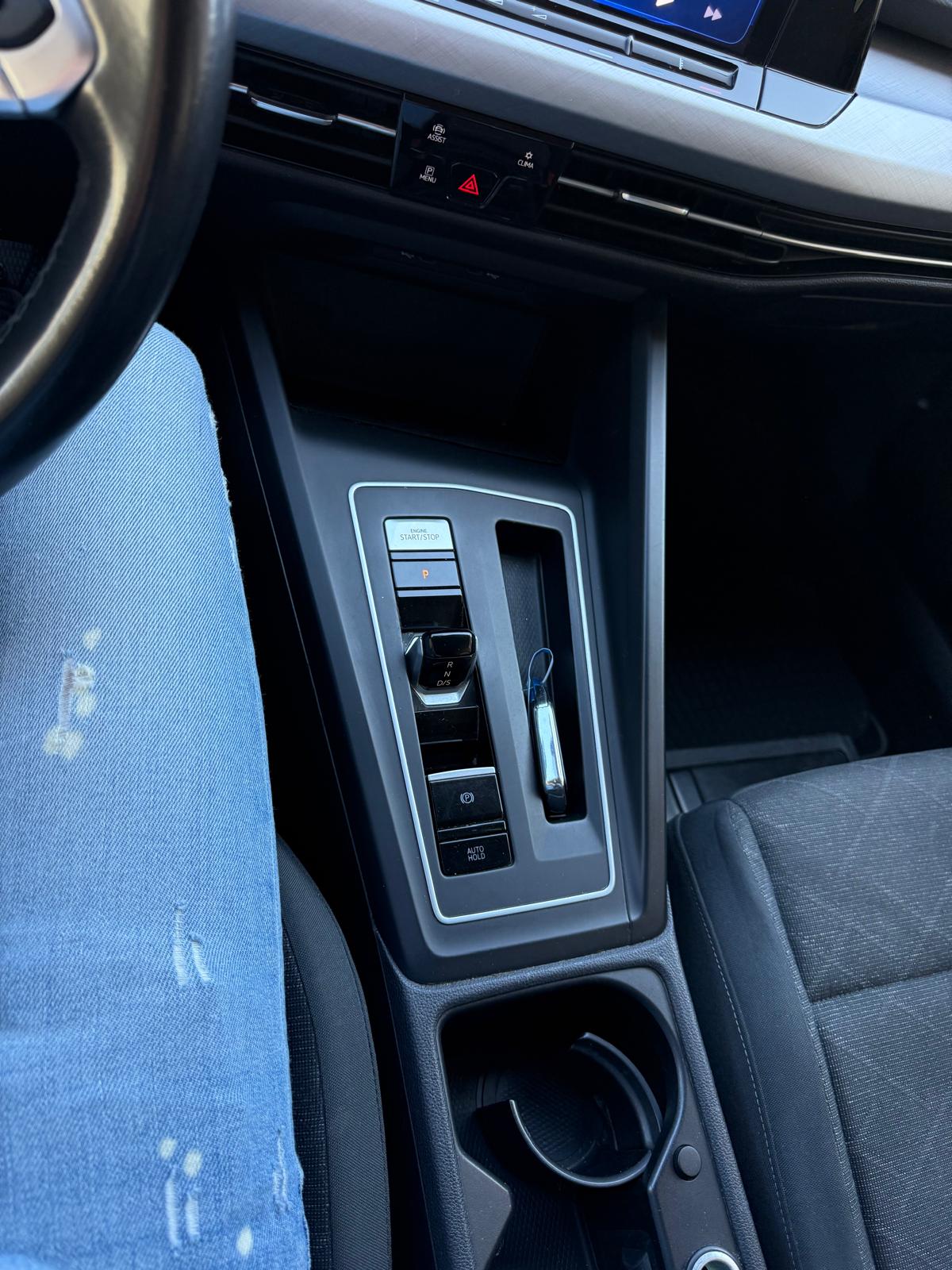 VOLKSWAGEN GOLF 1.5 eTSI DSG “LIFE” 150 CV