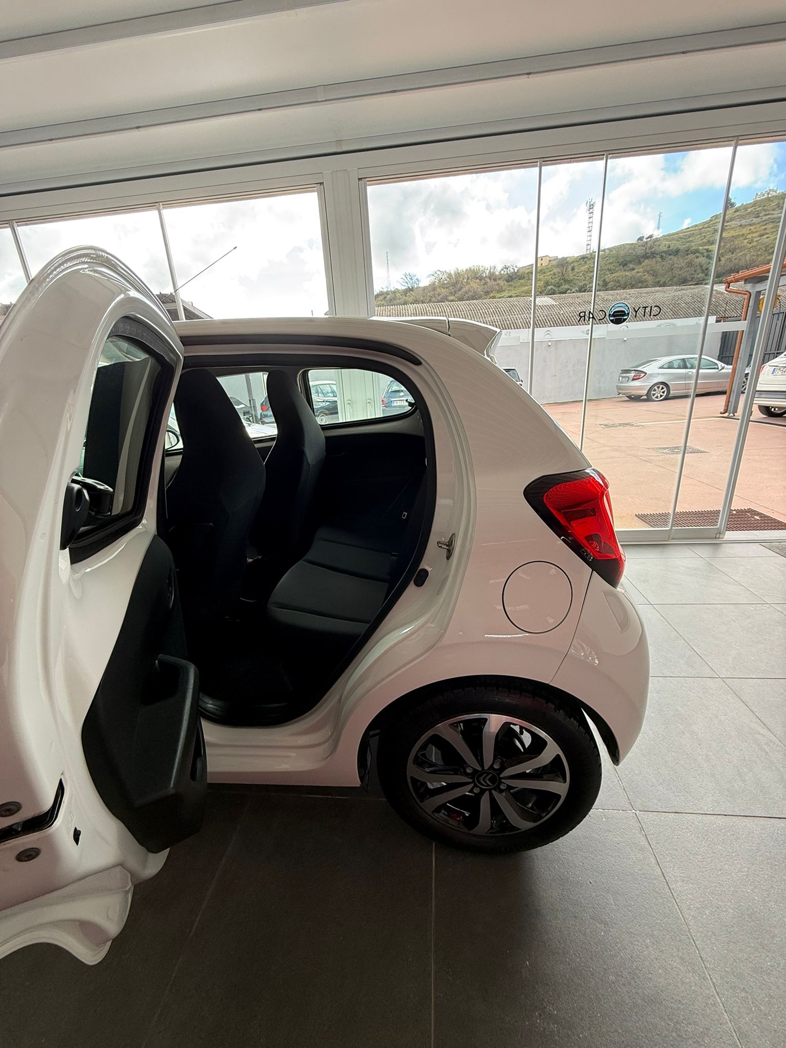 CITROEN C1 1.0 VTi “URBAN RIDE” 72 CV