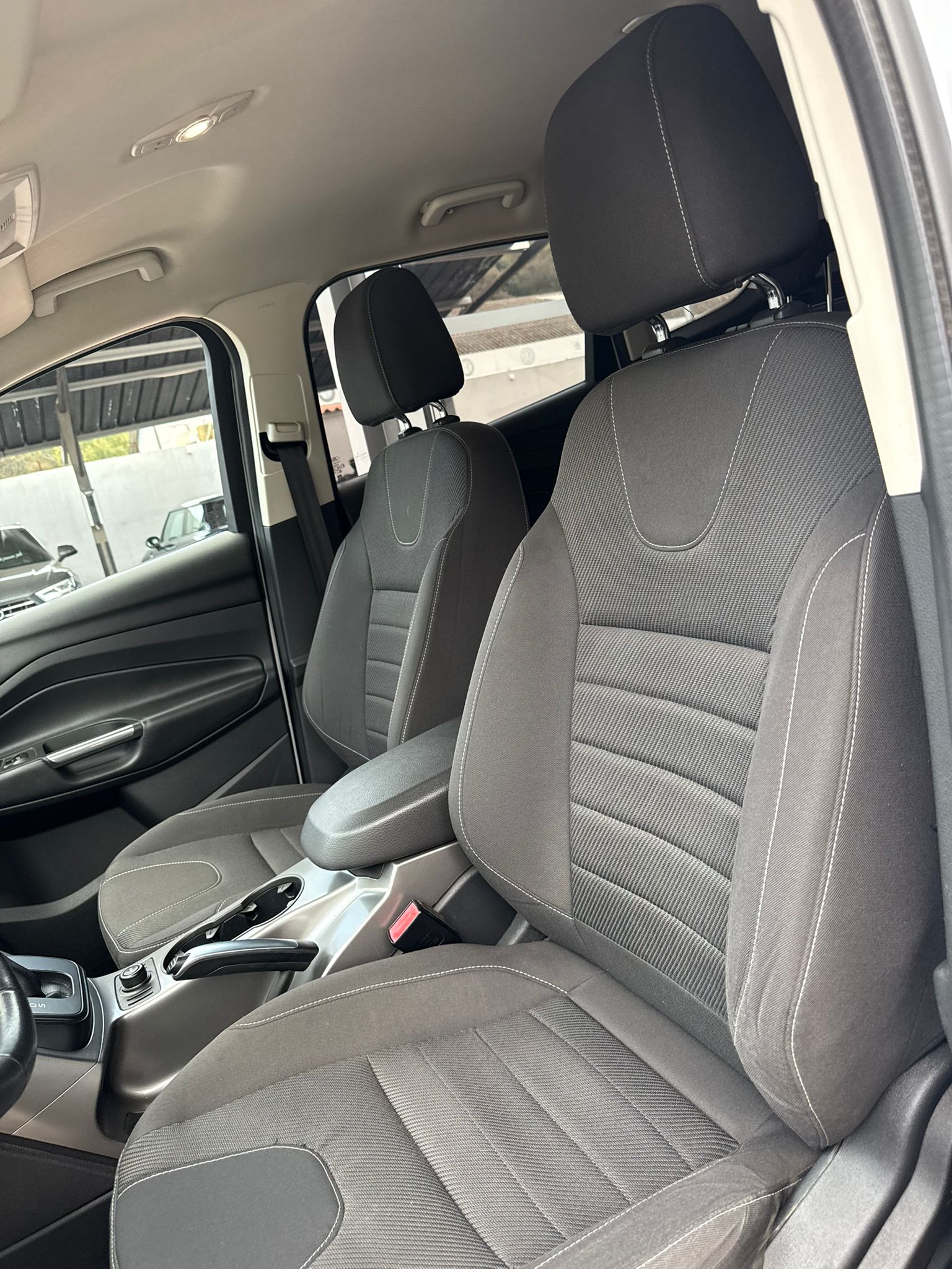 FORD KUGA 2.0 TDCI 4WD POWERSHIFT “TITANIUM” 140 CV