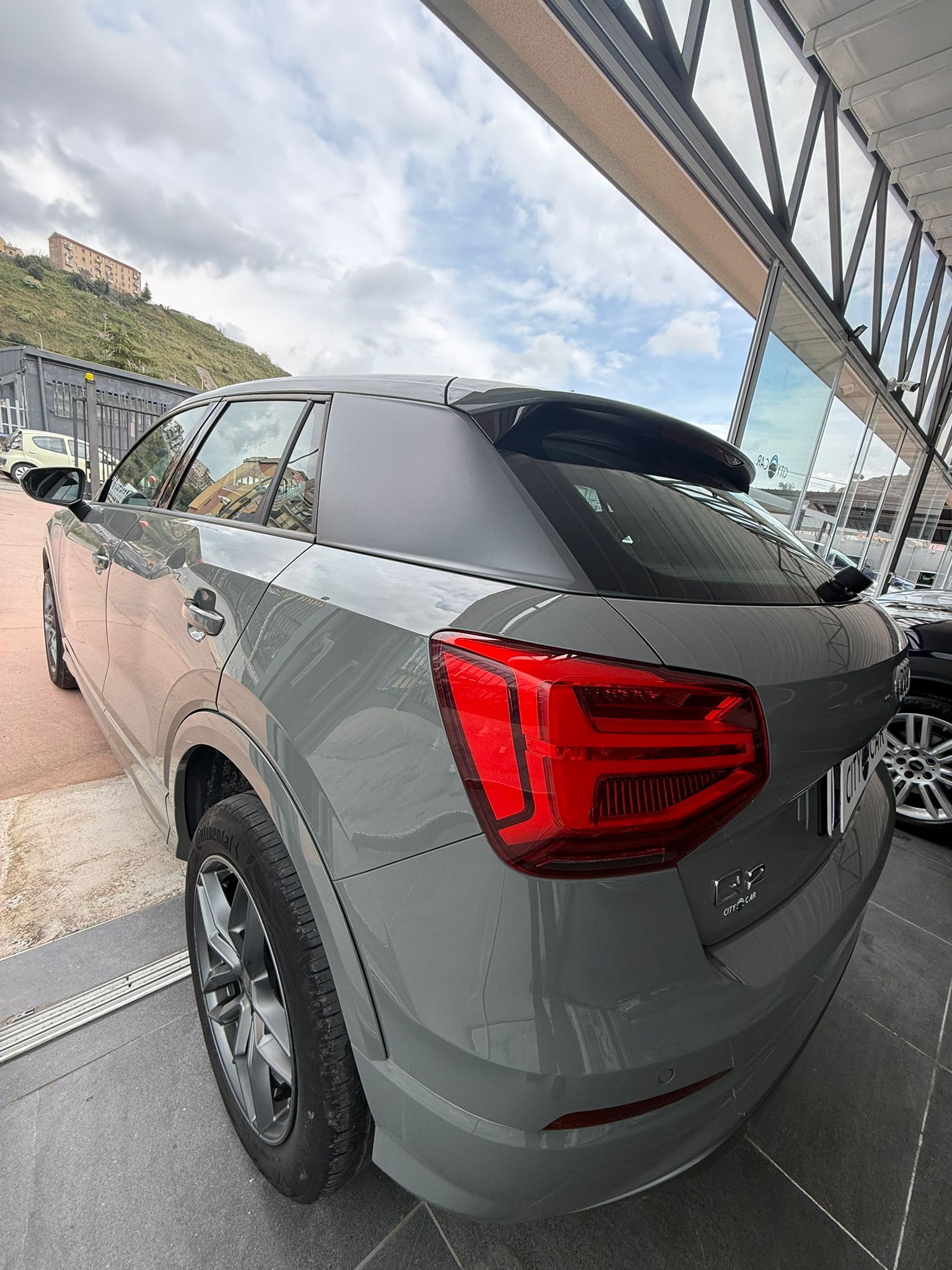 AUDI Q2 35 TDI “IDENTITY BLACK” 150 CV