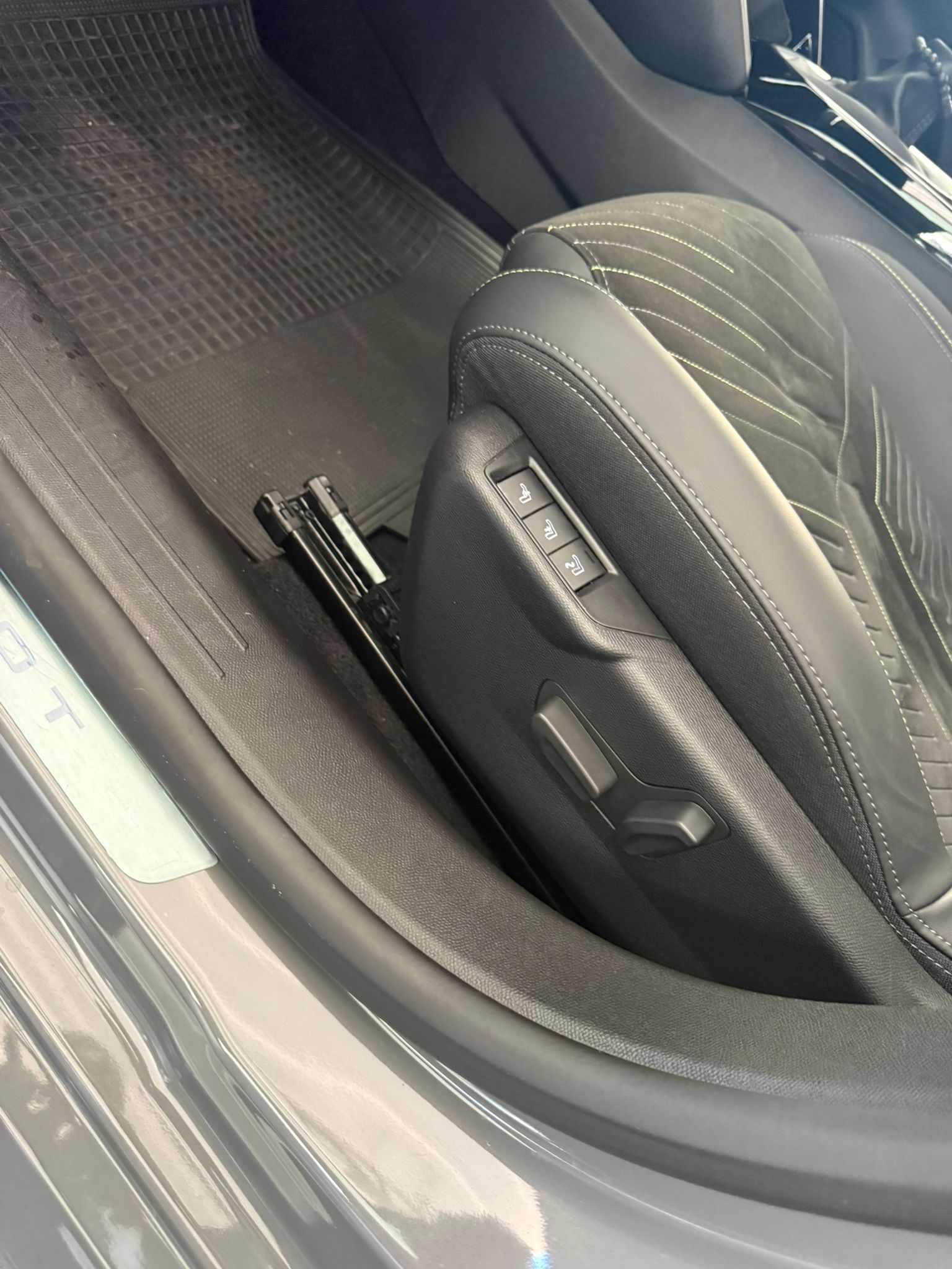 PEUGEOT 208 1.2 PURETECH “GT-LINE” 101 CV