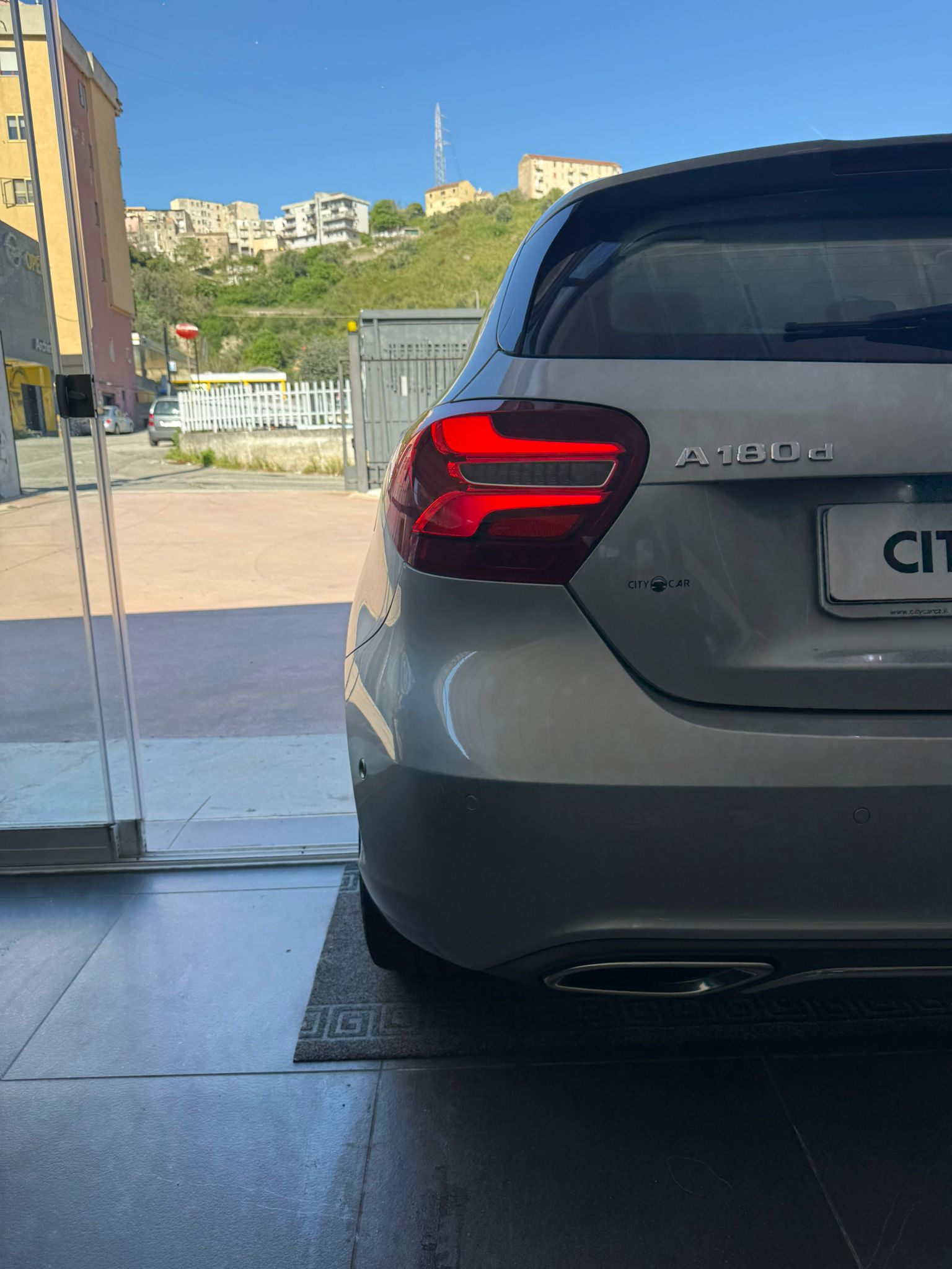 MERCEDES-BENZ A180d AUTOMATIC “SPORT” 109 CV