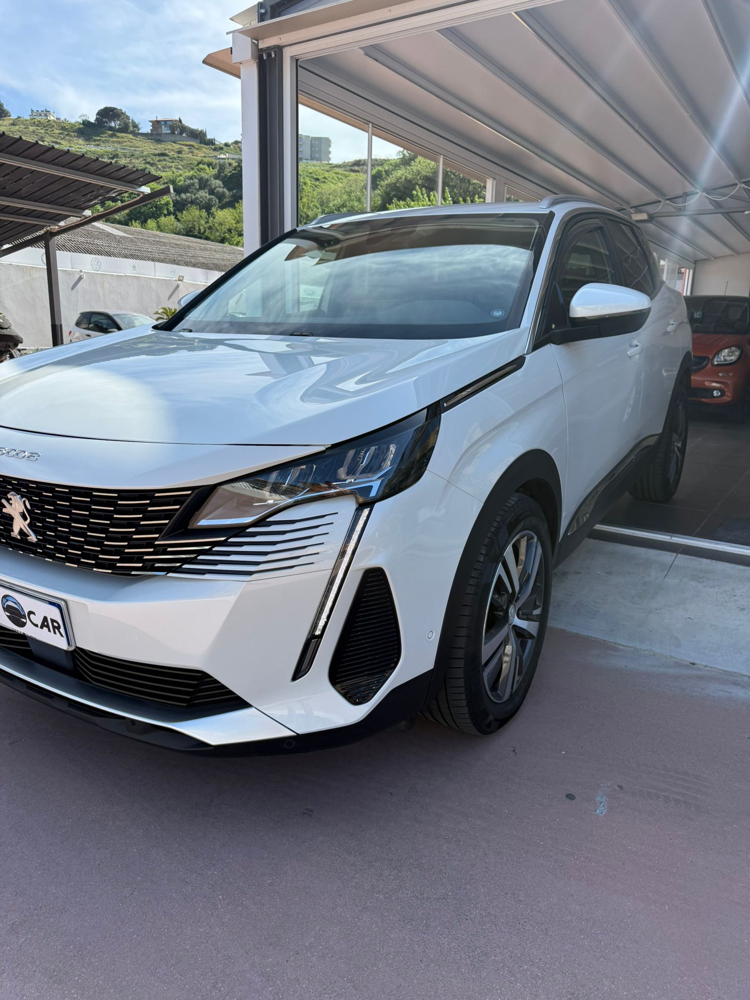 PEUGEOT 3008 1.5 BlueHDi EAT8 “ALLURE” 131 CV