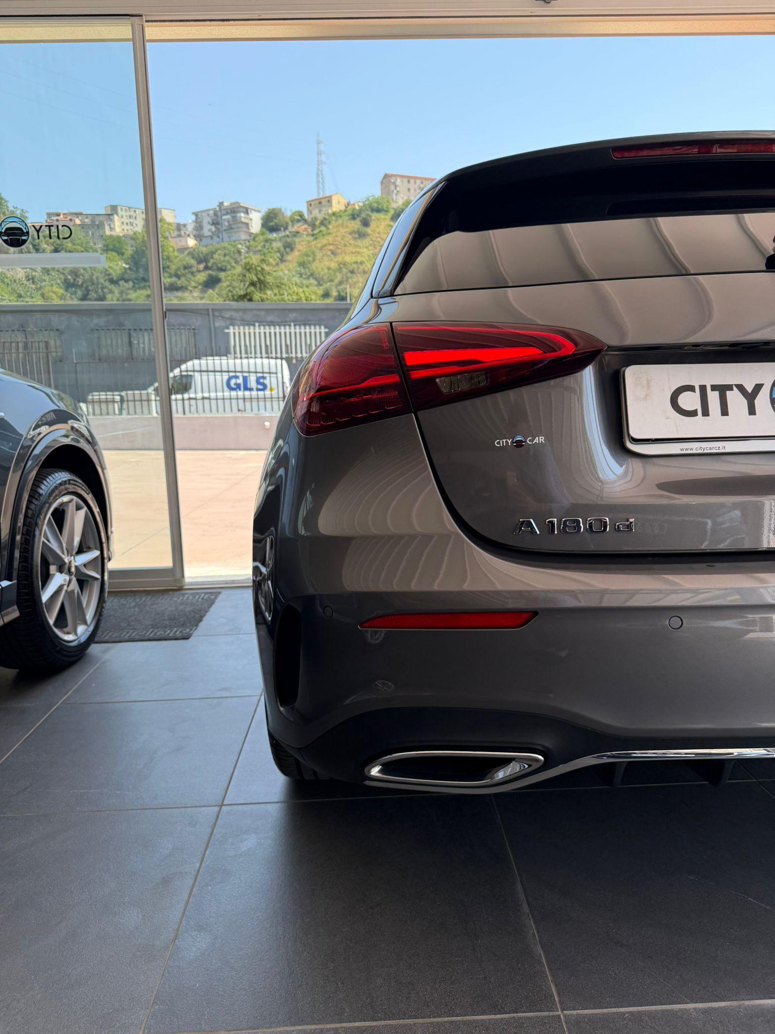 MERCEDES-BENZ A180d AUTOMATIC “PREMIUM PLUS” 116 CV