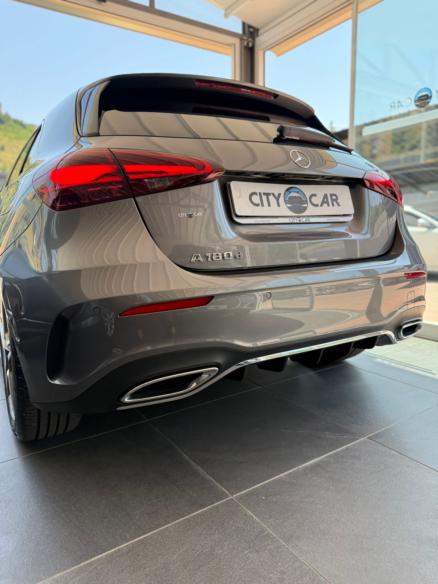 MERCEDES-BENZ A180d AUTOMATIC “PREMIUM PLUS” 116 CV