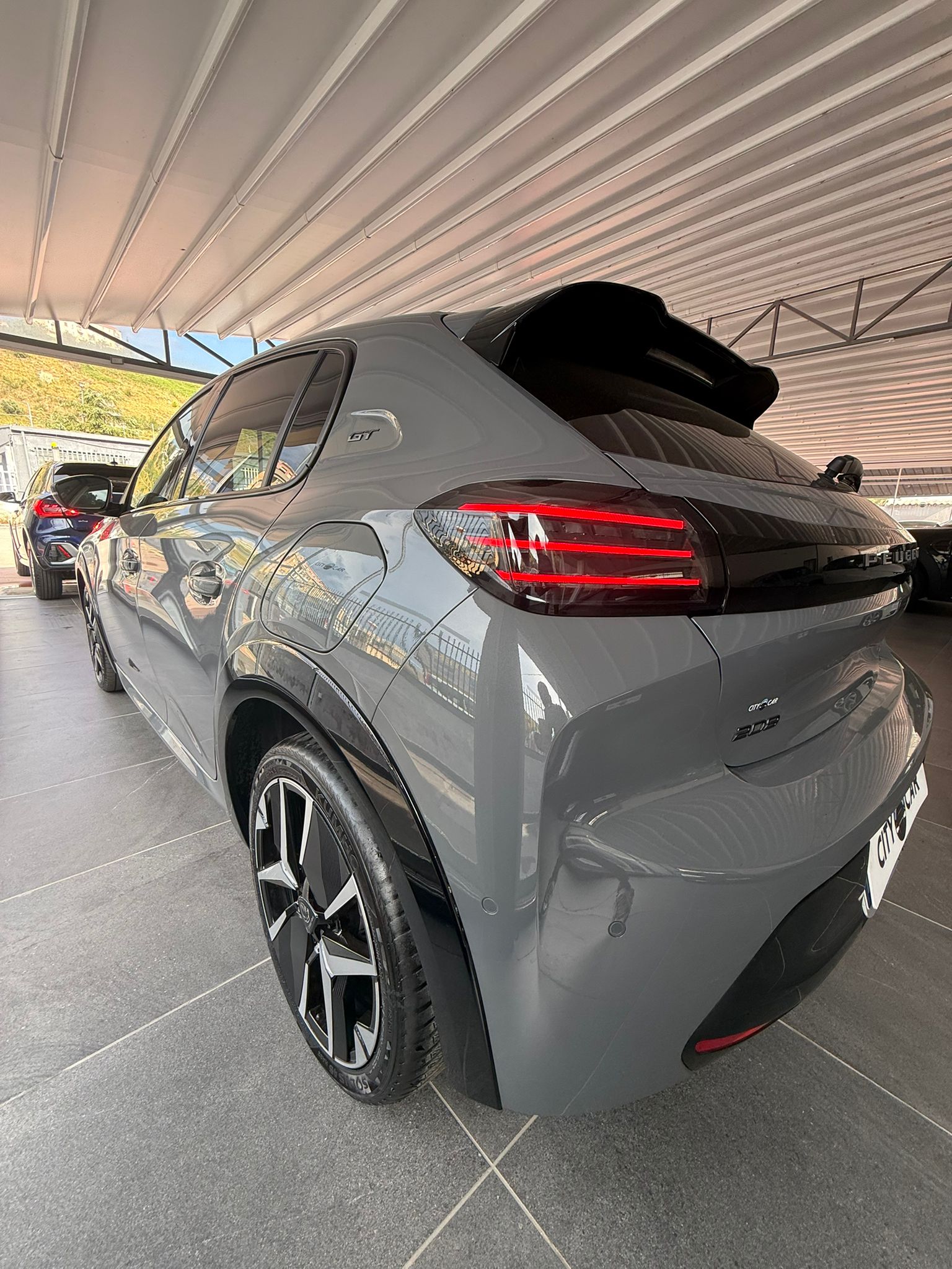PEUGEOT 208 1.2 HYBRID e-DCS6 “GT-LINE” 101 CV