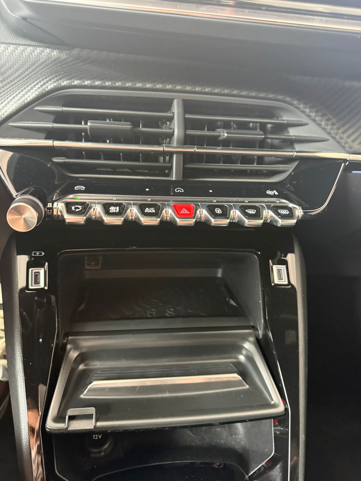 PEUGEOT 208 1.2 HYBRID e-DCS6 “GT-LINE” 101 CV