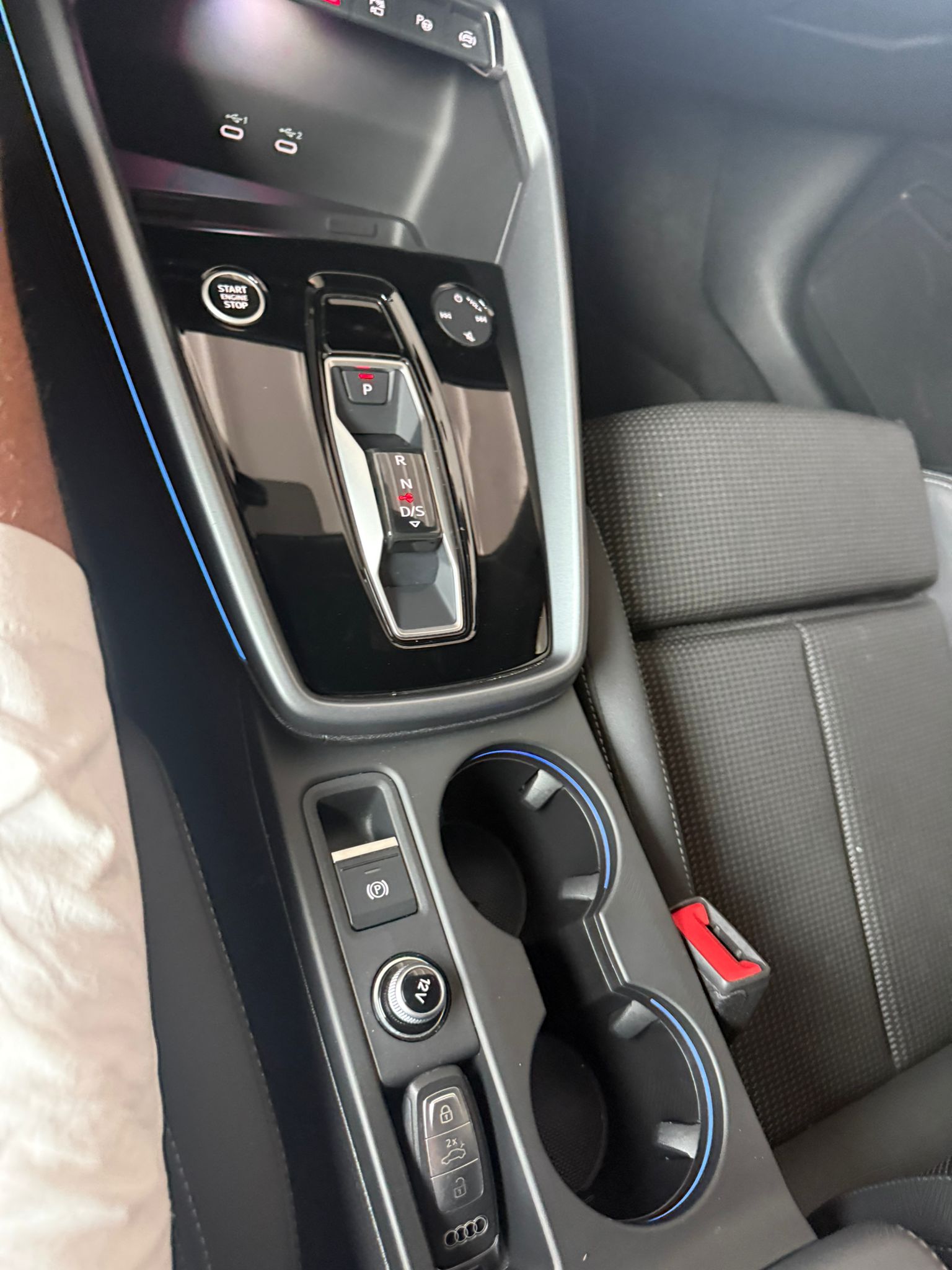 AUDI A3 35 TDI S-TRONIC “S-LINE” 150 CV