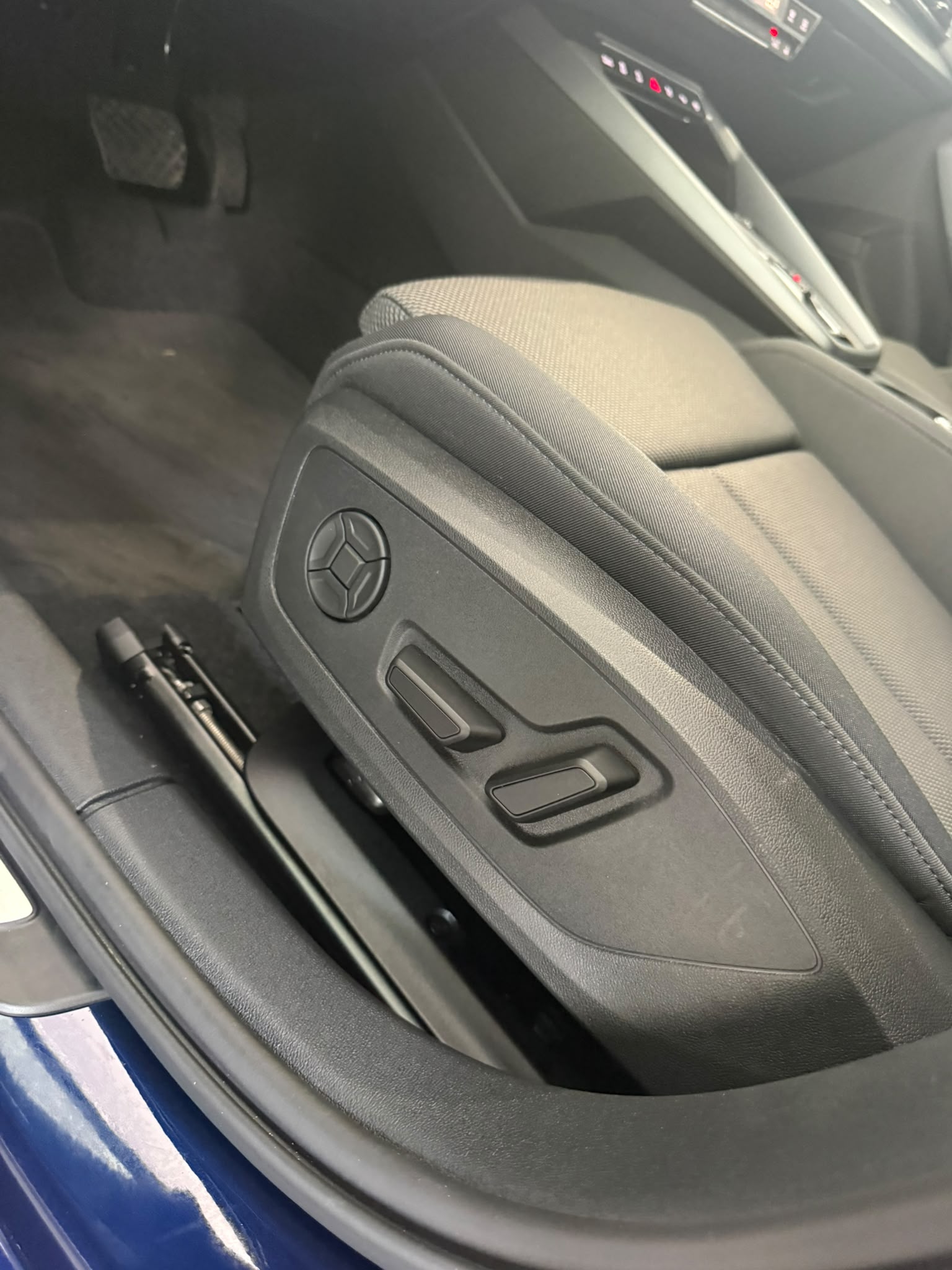 AUDI A3 ALLSTREET 35 TDI S-TRONIC “BUSINESS ADVANCED” 150 CV