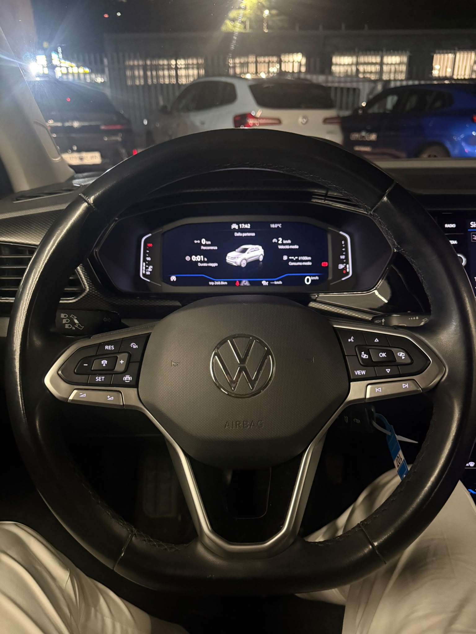 VOLKSWAGEN T-CROSS 1.0 TSI “R-LINE” 95 CV