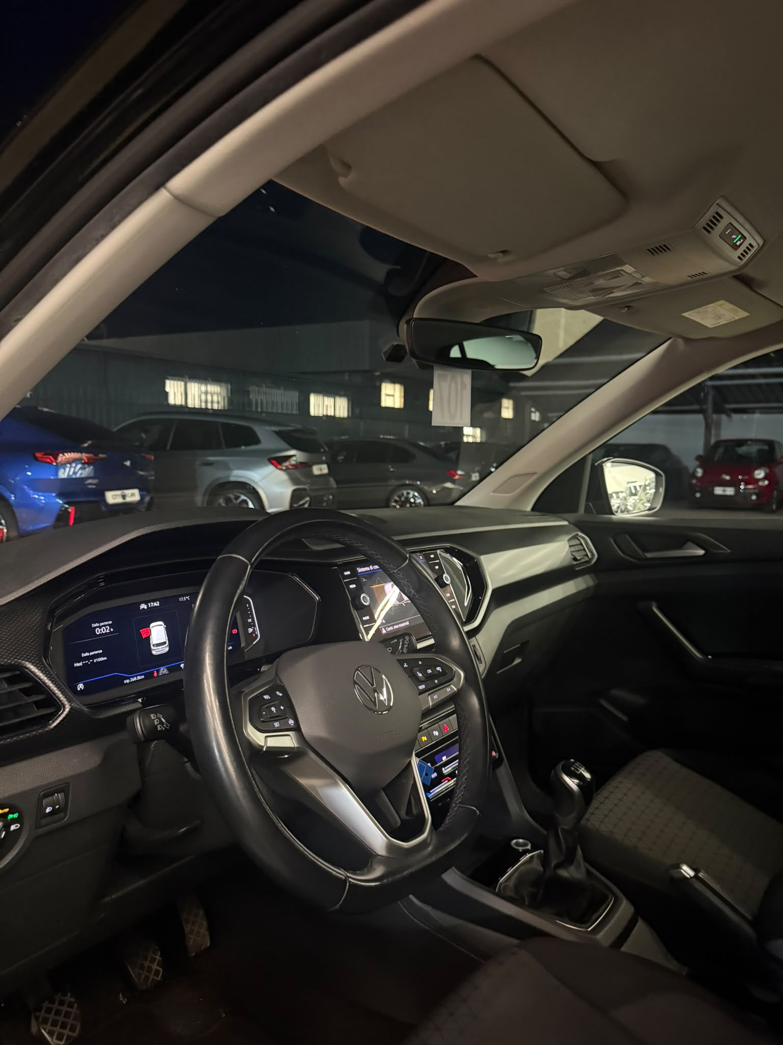 VOLKSWAGEN T-CROSS 1.0 TSI “R-LINE” 95 CV