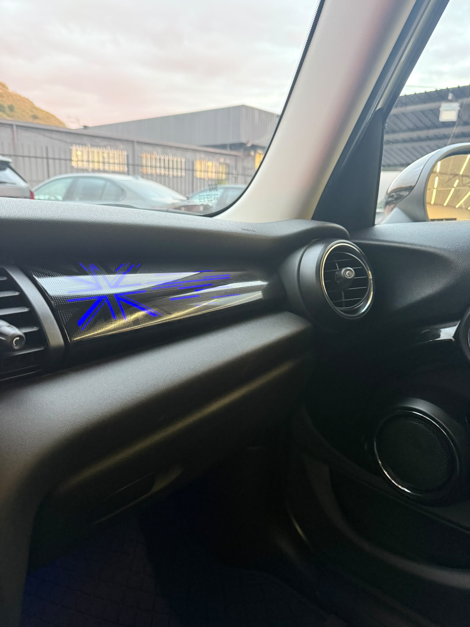 MINI COOPER D 1.5 “HYPE” 116 CV